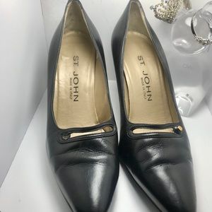 St.  John Classic Pump 👠 Authentic